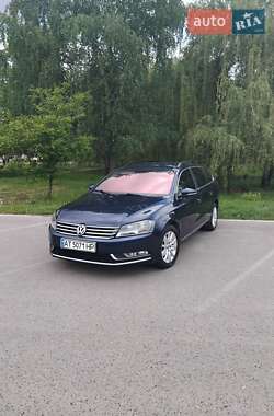 Універсал Volkswagen Passat 2013 в 