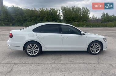 Седан Volkswagen Passat 2018 в 