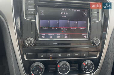 Седан Volkswagen Passat 2018 в 