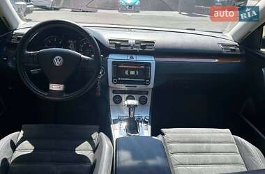 Седан Volkswagen Passat 2013 в 