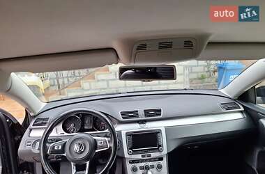 Седан Volkswagen Passat 2013 в 