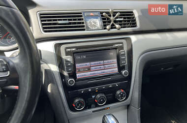 Седан Volkswagen Passat 2013 в 