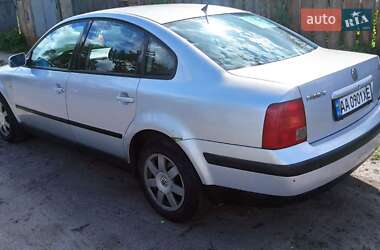 Седан Volkswagen Passat 1997 в Прилуках