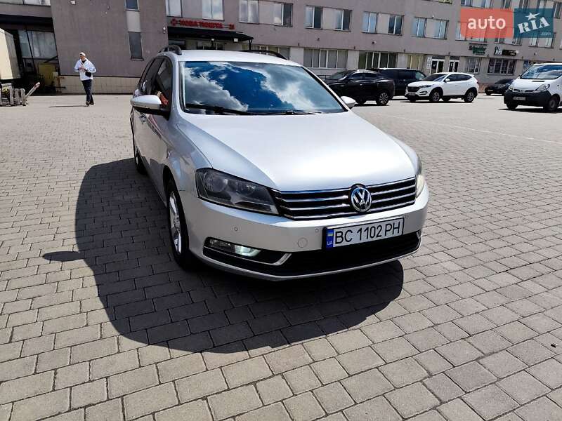 Универсал Volkswagen Passat 2012 в Львове