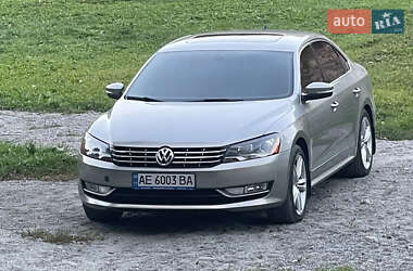 Седан Volkswagen Passat 2013 в Киеве