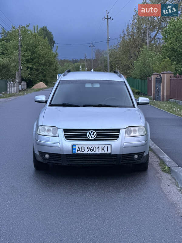 Універсал Volkswagen Passat 2001 в Калинівці