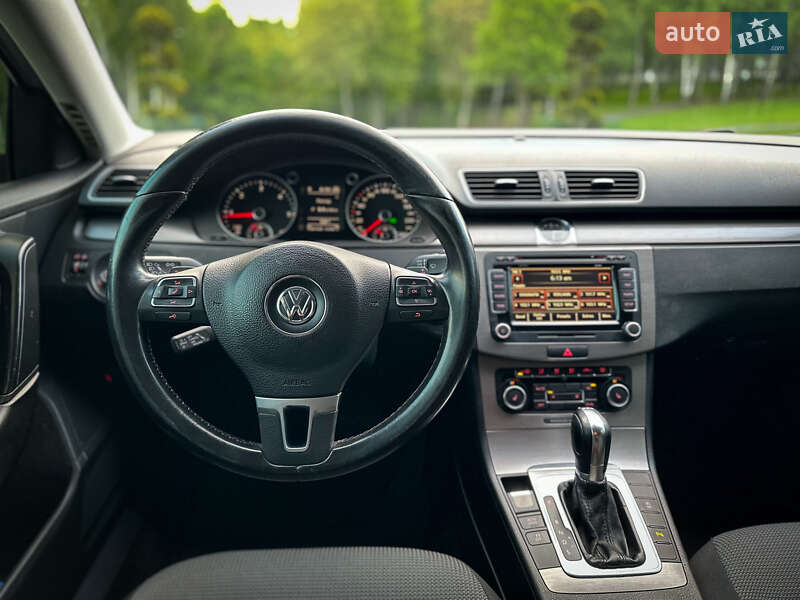 Універсал Volkswagen Passat 2010 в Хмельницькому