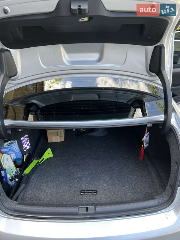Седан Volkswagen Passat 2015 в Ходореві фото 34 Седан Volkswagen Passat 2015 в Ходореві