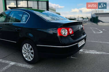 Седан Volkswagen Passat 2009 в 