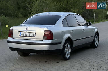 Седан Volkswagen Passat 1999 в 