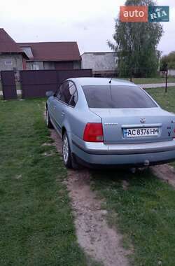 Седан Volkswagen Passat 1997 в 
