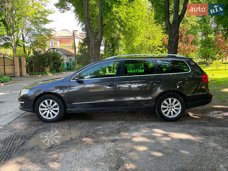 Универсал Volkswagen Passat 2007 в Киеве