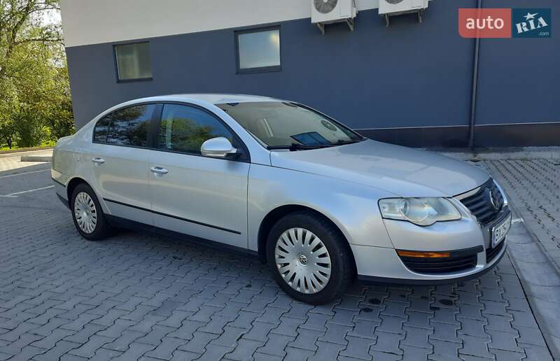 Седан Volkswagen Passat 2005 в Хмельницком