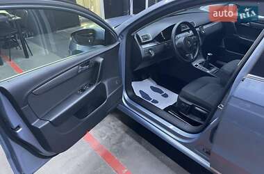 Седан Volkswagen Passat 2011 в 