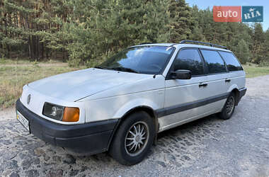 Універсал Volkswagen Passat 1991 в Охтирці