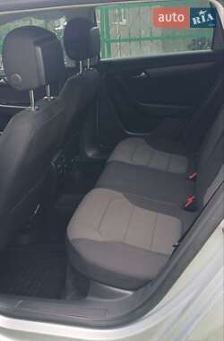 Универсал Volkswagen Passat 2013 в 