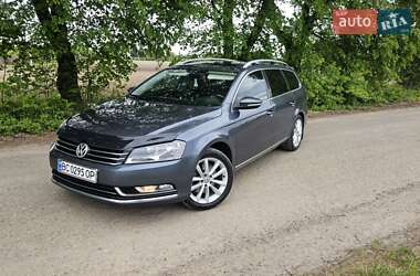 Универсал Volkswagen Passat 2011 в Каменке-Бугской