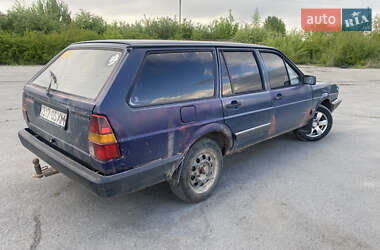 Універсал Volkswagen Passat 1986 в 