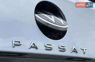 Універсал Volkswagen Passat 2022 в 