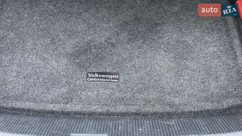 Седан Volkswagen Passat 2011 в Киеве