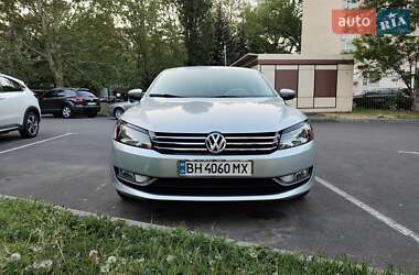 Седан Volkswagen Passat 2015 в Одессе