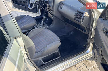 Универсал Volkswagen Passat 1989 в 