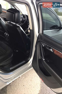 Универсал Volkswagen Passat 2011 в 