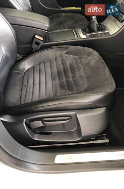 Универсал Volkswagen Passat 2011 в 