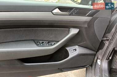 Универсал Volkswagen Passat 2014 в Киеве