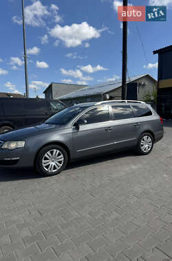 Универсал Volkswagen Passat 2006 в Млинове