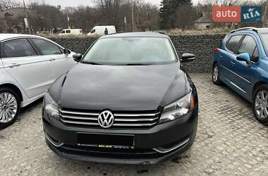 Седан Volkswagen Passat 2012 в Львові