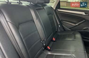 Седан Volkswagen Passat 2017 в 