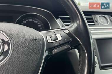 Универсал Volkswagen Passat 2015 в 