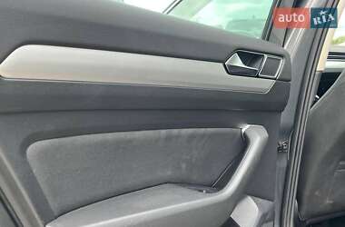 Универсал Volkswagen Passat 2015 в 