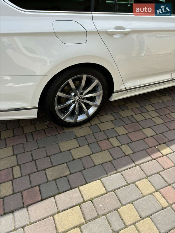 Универсал Volkswagen Passat 2018 в Ровно