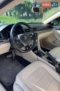 Седан Volkswagen Passat 2016 в 