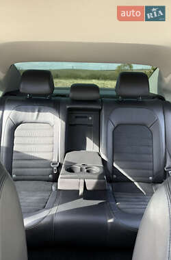 Седан Volkswagen Passat 2014 в 