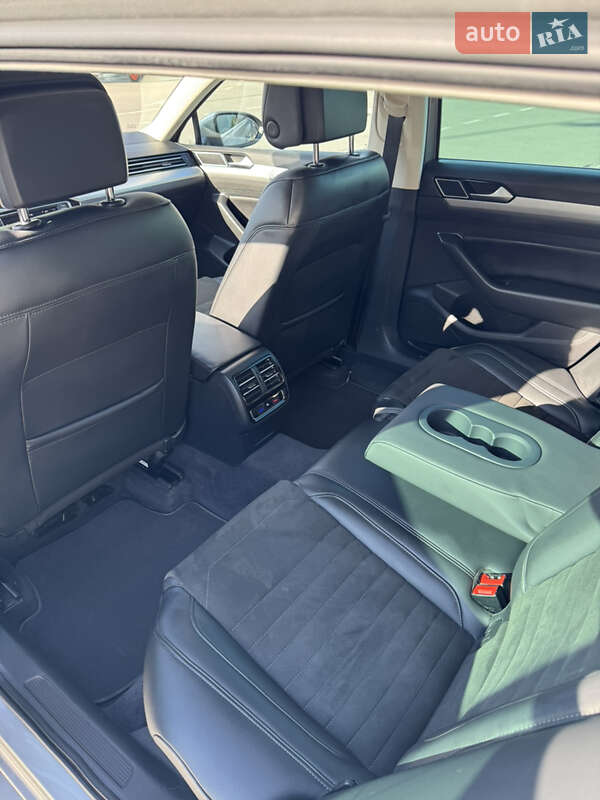 Универсал Volkswagen Passat 2015 в Немирове фото 28 Универсал Volkswagen Passat 2015 в Немирове