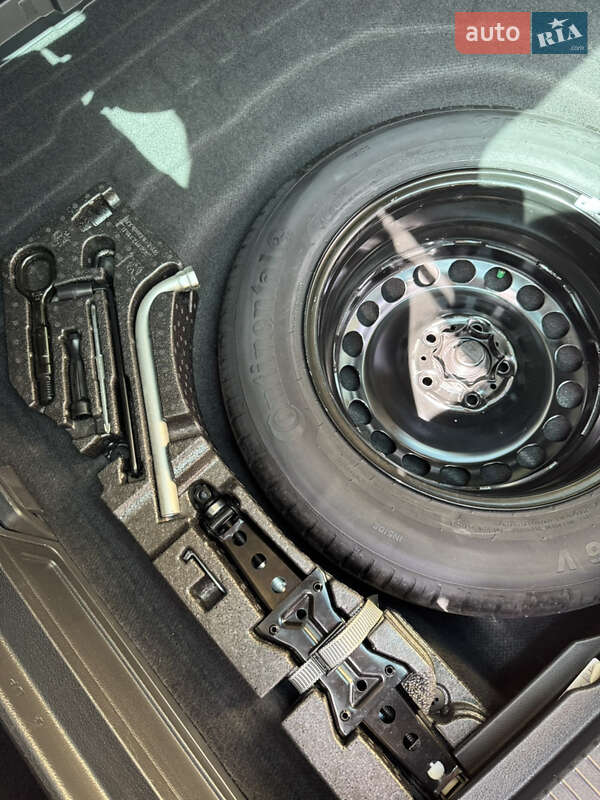 Универсал Volkswagen Passat 2015 в Немирове фото 45 Универсал Volkswagen Passat 2015 в Немирове