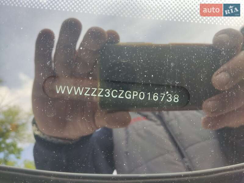 Универсал Volkswagen Passat 2015 в Киеве