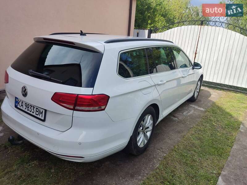 Универсал Volkswagen Passat 2015 в Киеве