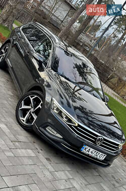 Універсал Volkswagen Passat 2019 в 