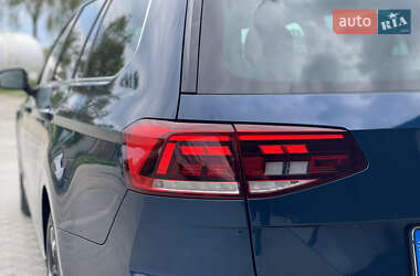 Універсал Volkswagen Passat 2021 в 