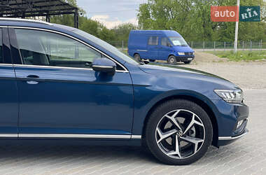 Універсал Volkswagen Passat 2021 в 