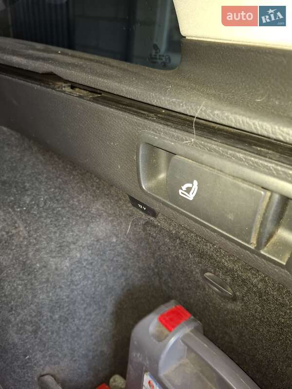 Універсал Volkswagen Passat 2012 в Кропивницькому