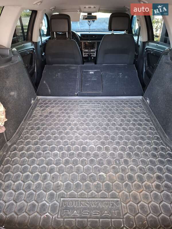 Універсал Volkswagen Passat 2012 в Кропивницькому