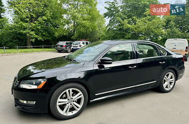 Седан Volkswagen Passat 2013 в Львові