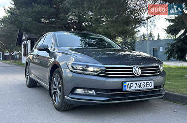 Седан Volkswagen Passat 2017 в Івано-Франківську