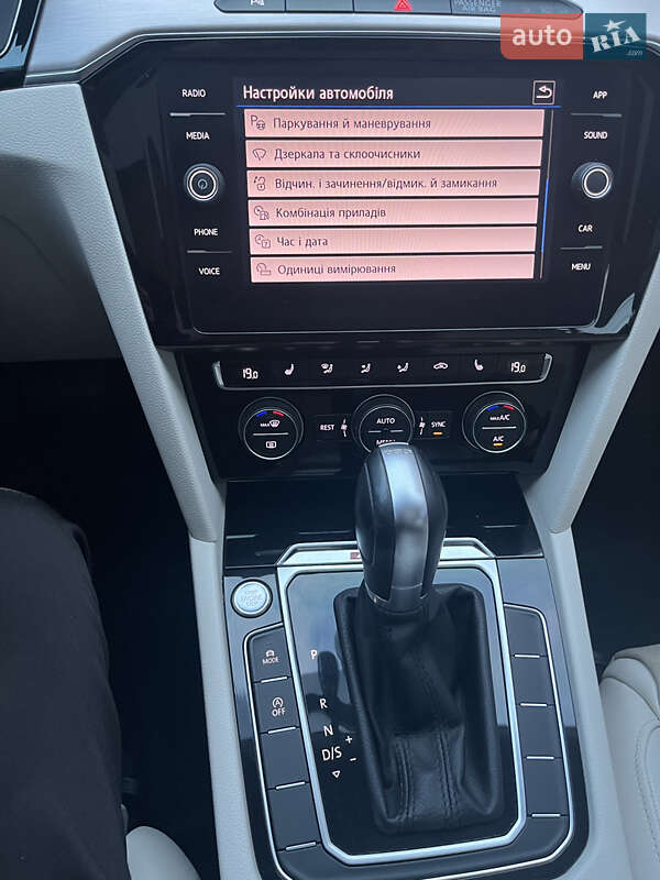 Универсал Volkswagen Passat 2018 в Бердичеве