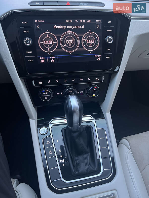 Универсал Volkswagen Passat 2018 в Бердичеве